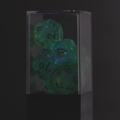 Chessex Borealis Light Green/Gold Polyhedral 7-Die Set (CHX 27575)