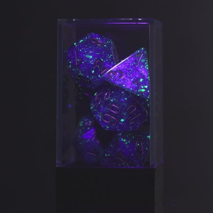 Chessex Borealis Royal Purple/Gold Polyhedral 7-Die Set (CHX 27587)